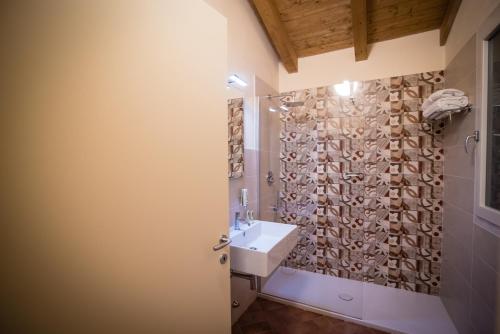 Ein Badezimmer in der Unterkunft Podere Zampiera Vecchia
