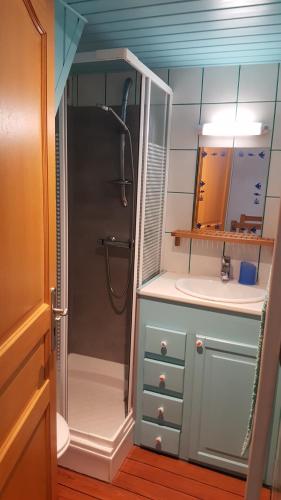 Koupelna v ubytování Au coeur des Volcans d'Auvergne