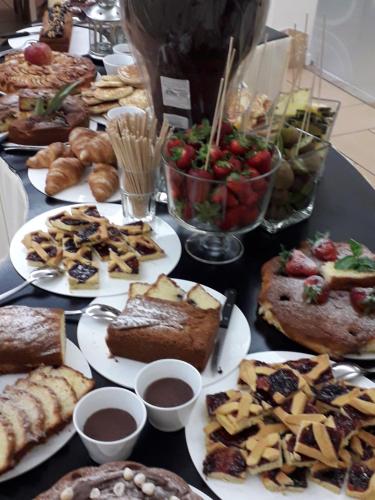 Jídlo v hotelu nebo okolí