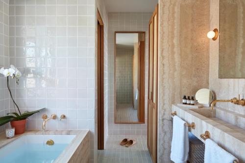 Salle de bains dans l'établissement Hotel Joaquin