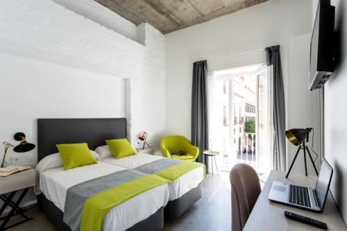 Katil atau katil-katil dalam bilik di La Puerta de Palacio - Adults Only