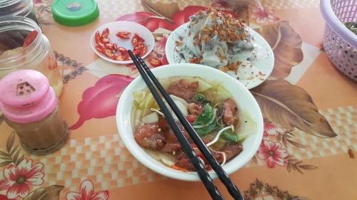 Đồ ăn tại/gần resort