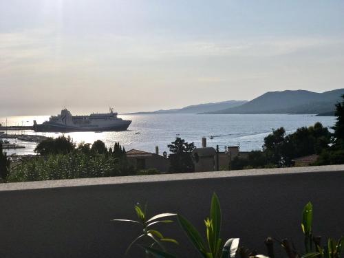 Appartement 80m2 dans Villa