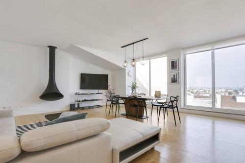 Central Lisbon penthouse with rooftop & 360º viewにあるシーティングエリア