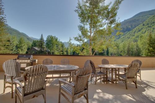 Cozy Mountain Getaway – Photos 5