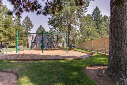 Seclusion in Century West – Photos 3