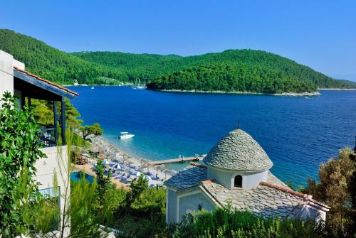 Gallery image of Adrina Beach Hotel in Panormos Skopelos