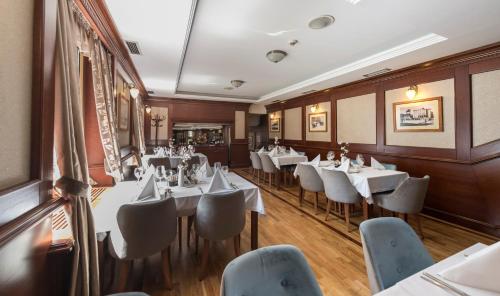 Kopernikus Hotel Pragにあるレストランまたは飲食店