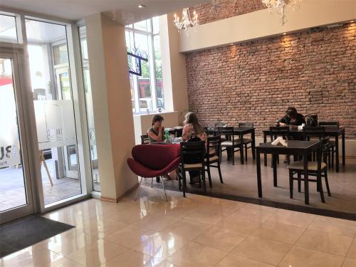 Un lugar para sentarse en Bue Hotel