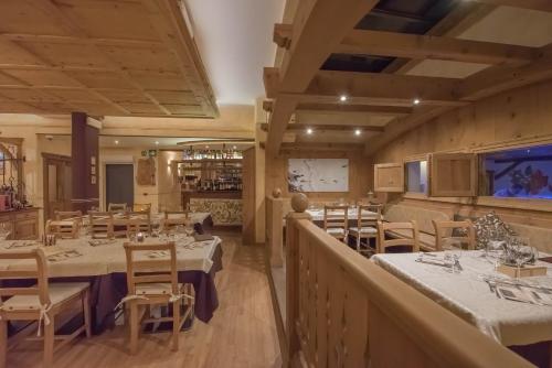 Εστιατόριο ή άλλο μέρος για φαγητό στο Hotel Capriolo