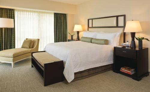 Four Seasons Hotel Seattle Image