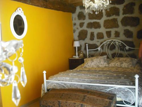 En eller flere senger på et rom på Casa do Beirado