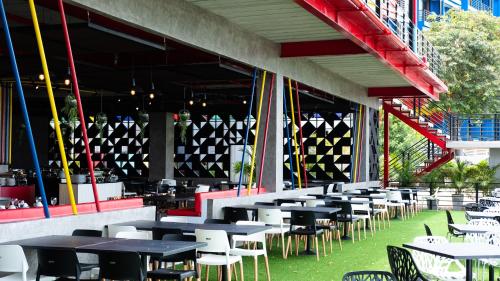 Un restaurante o sitio para comer en Play Phala Beach Rayong