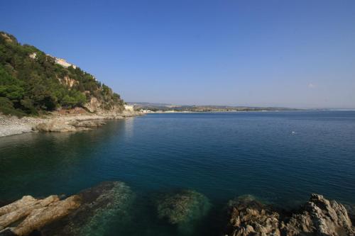 Φωτογραφία από το άλμπουμ του Hotel Club Poseidon σε Stalettì