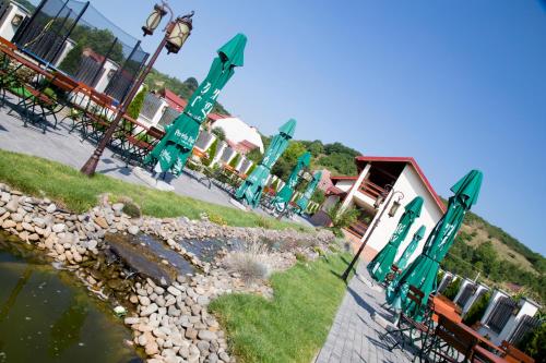 Ảnh trong thư viện ảnh của Country Court ở Curteni