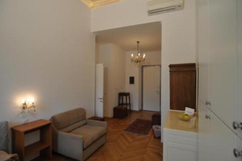 Ein Sitzbereich in der Unterkunft Orchidea - Sanremo Apartments