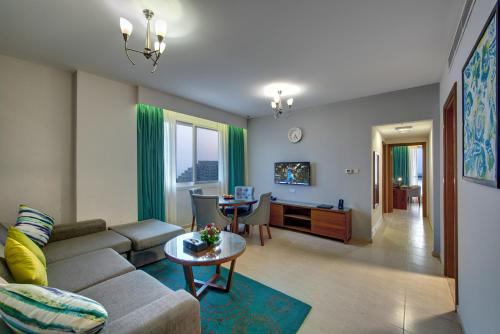 Гостиная зона в City Stay Beach Hotel Apartments - Marjan Island