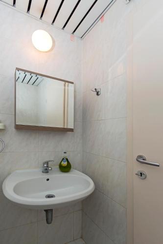 Bany a Etaksimo Central Apartment