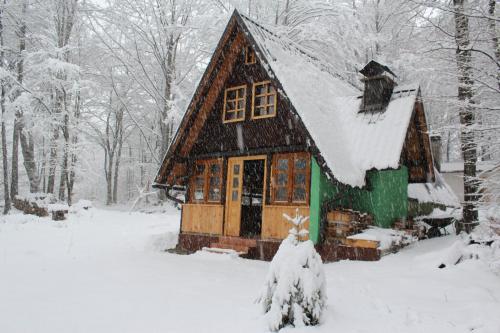 Villa Bodulica - Secluded Mountain Retreat and gateway to Plitvice Lakes