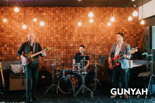 Tetamu yang menginap di Gunyah Hotel