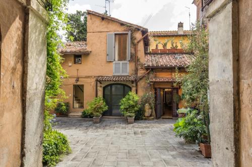 Rome As You Feel - Secret Loft in Trastevere
