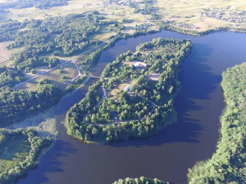 Fotografie z fotogalerie ubytování Poilsio gyvenvietė "Obuolių sala" v destinaci Molėtai