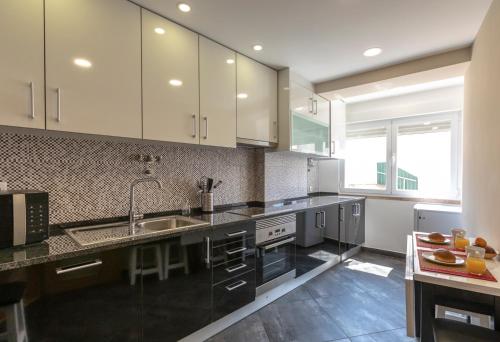 Like-home-T3 Apt-Campolide, near Amoreiras mall