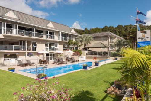 Swimmingpoolen hos eller tæt på Kingsgate Hotel Autolodge Paihia