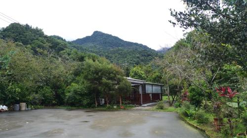 Pemandangan gunung umum atau pemandangan gunung yang diambil dari homestay