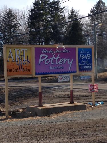 Φωτογραφία από το άλμπουμ του The Artisan Suites σε Hopewell Cape