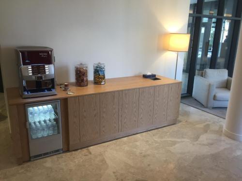 Dapur atau dapur kecil di Delta Hotel Apartments
