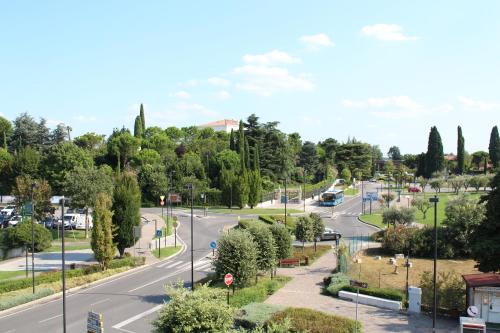 Η γειτονιά γύρω από ή μία γειτονιά κοντά σε αυτό το ξενοδοχείο