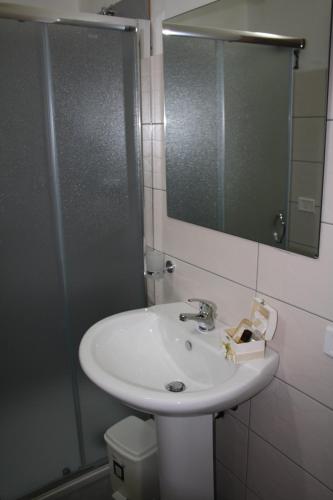 Ένα μπάνιο στο B&B Borgo Pileri
