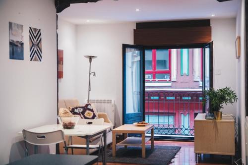 Old Town Madari by People Rentals