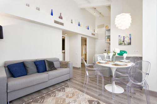 Eixample Building Apartments by Mercedes Heritage photo 157