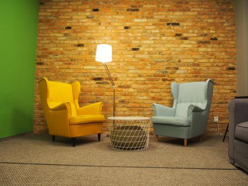 Posezení v ubytování Moon Hostel Poznań