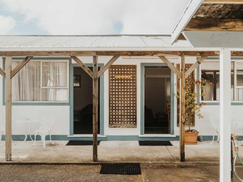 a screened in porch of a house at Tongariro Crossing Lodge in National Park