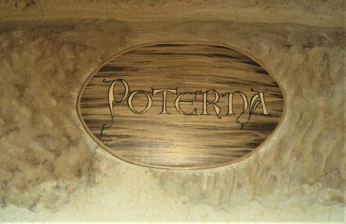 a sign on the side of a skateboard ramp at TORRE FUERTE Siglo XIII in Baños de Rioja