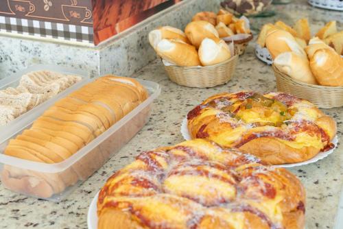 Makanan di atau berdekatan hotel