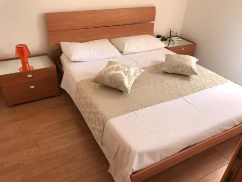 Apartments Josip - Sea view & Mountain view