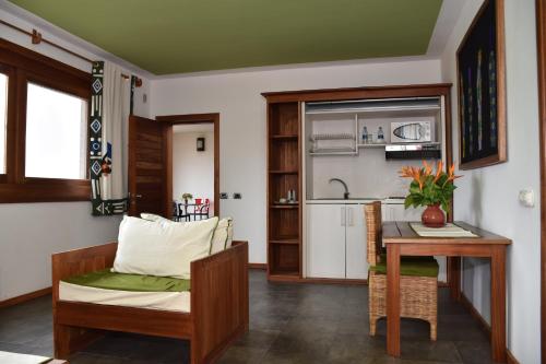 Cuisine ou kitchenette dans l'établissement Hotel Club du Lac Tanganyika