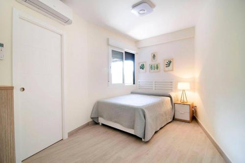 Beautiful Apartment next to Santiago Bernabeu by Batuecas