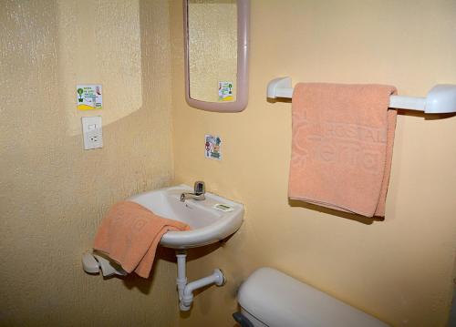 Koupelna v ubytování Hostal Terra 2 - EL CONDADO