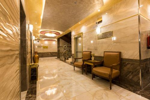Majoituspaikan Luxury hotel apartments aula tai vastaanotto