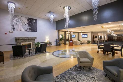 Ramada by Wyndham Cedar Rapids – Photos 2