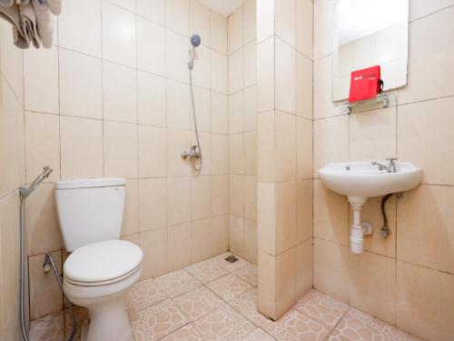 Gallery image of RedDoorz Plus @ Singosari Raya in Semarang