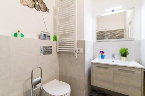 GuestHost - Visarno Arena Apartment