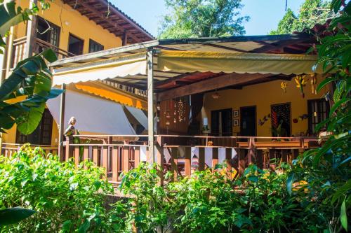 Inn Airport shuttle Travel Sustainable property Pousada Mãe Natureza Ilha Grande Menor preço em Inn Airport shuttle Travel Sustainable property Pousada Mãe Natureza Ilha Grande