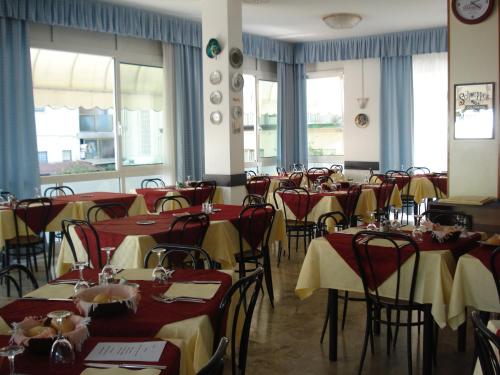 Restaurace v ubytování Hotel Roby