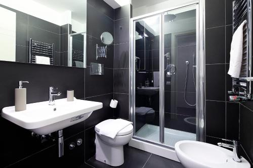 NearHome Smart Suites Guest House